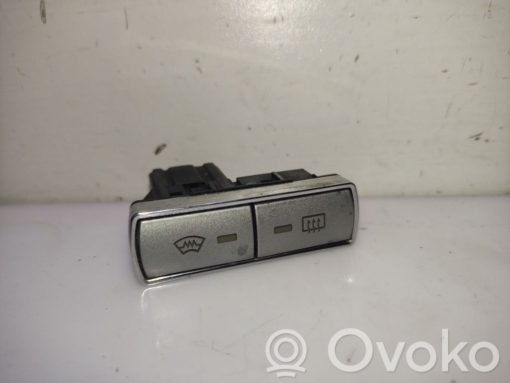 Ford Mondeo Mk III Inne przełączniki i przyciski 
