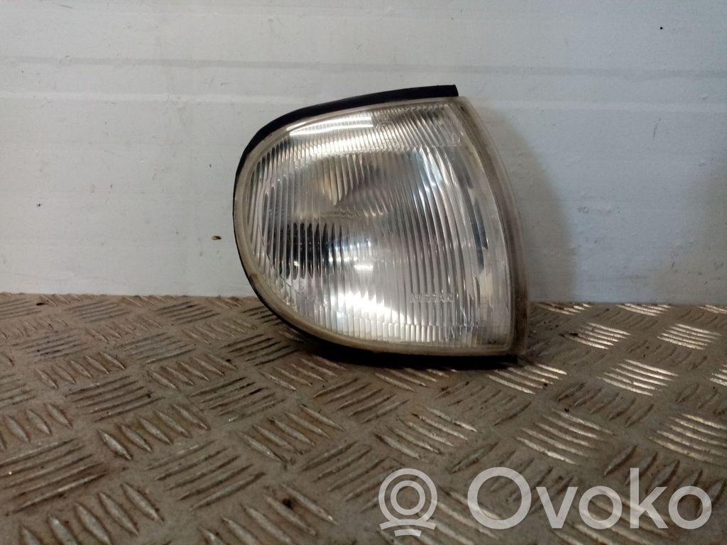 Nissan Serena Frontblinker 