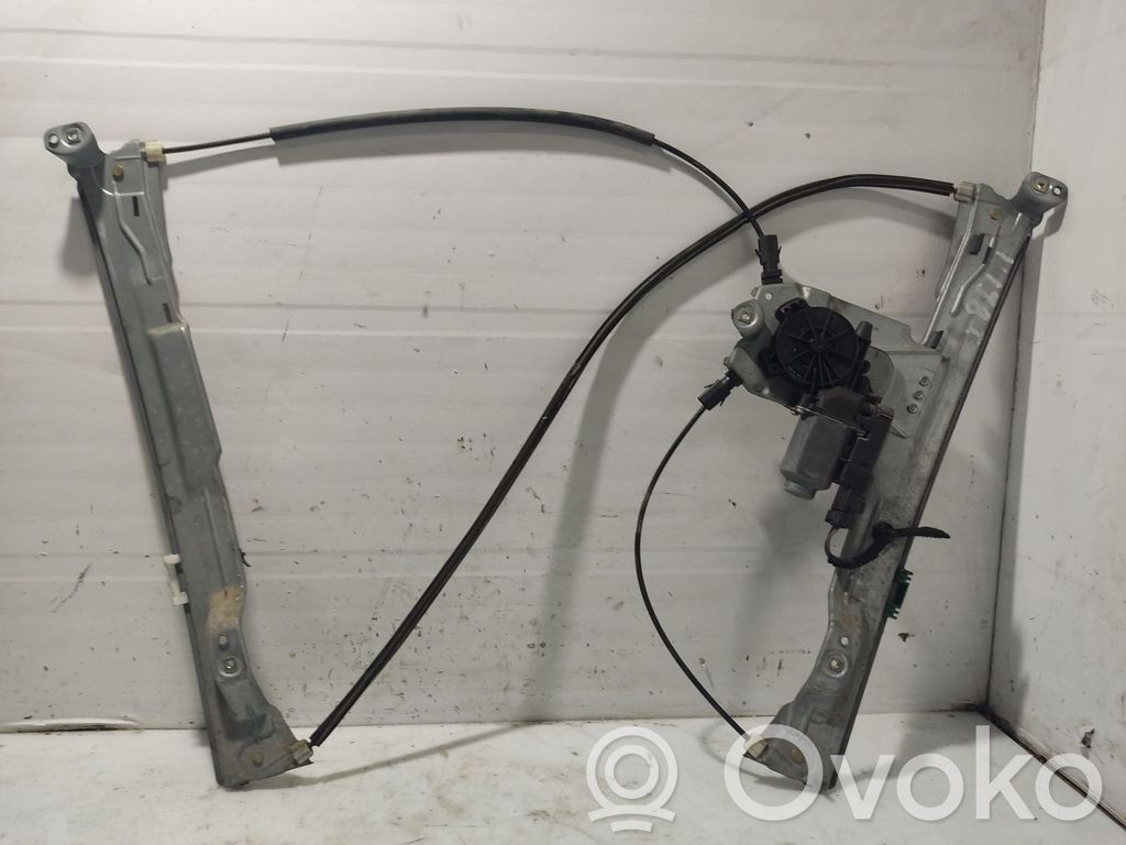 Renault Clio III Manualny podnośnik szyby drzwi przednich 
