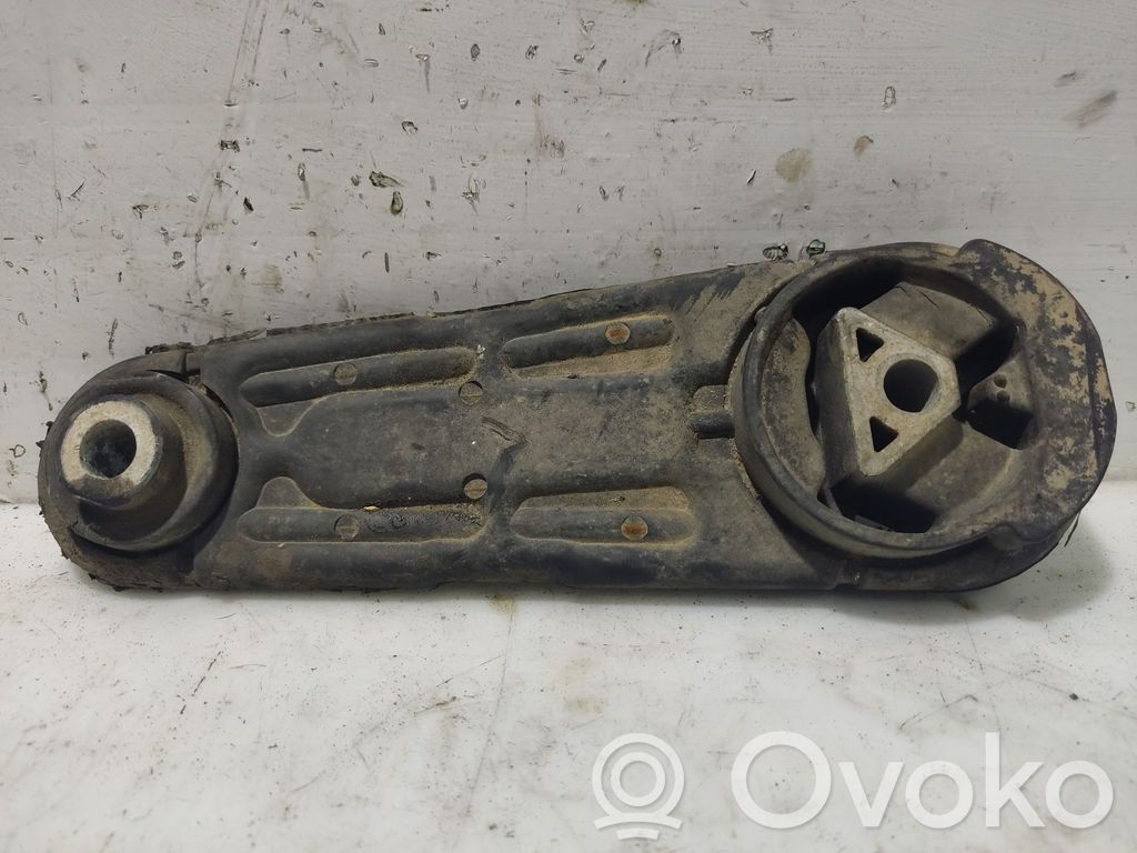Renault Clio III Engine mount bracket 