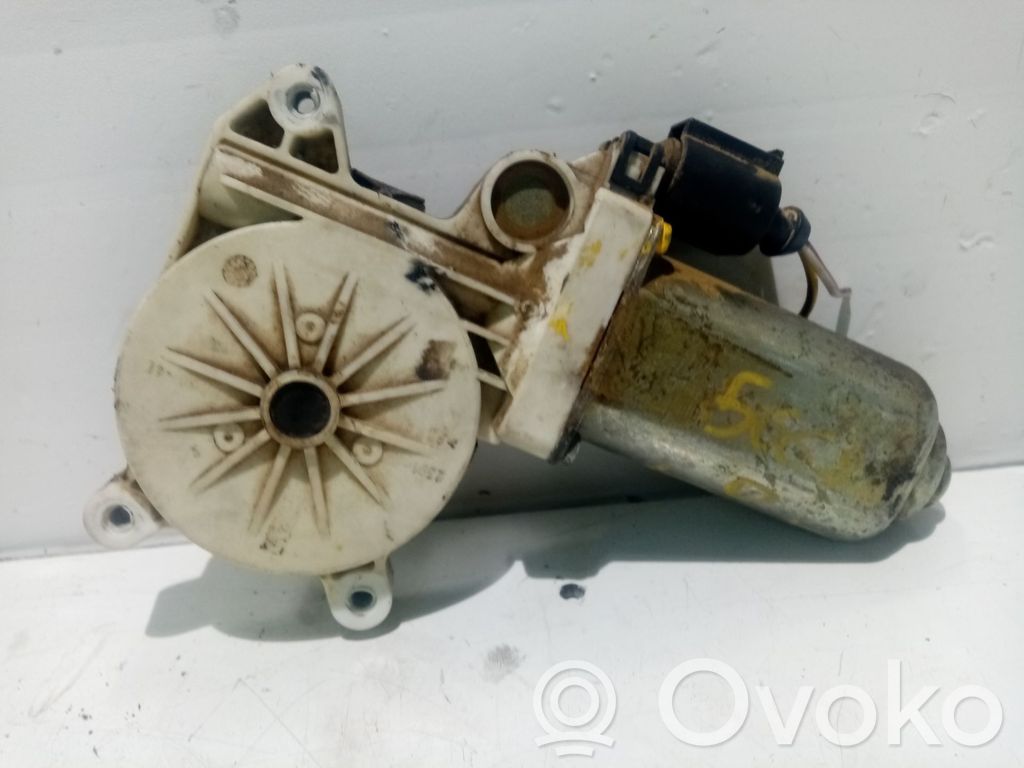 Ford Focus Silnik regulatora szyby drzwi przednich 