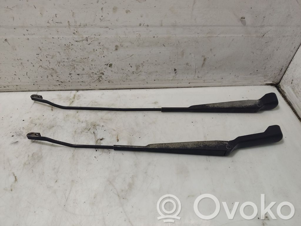 Renault Clio II Wischerarm vorne 