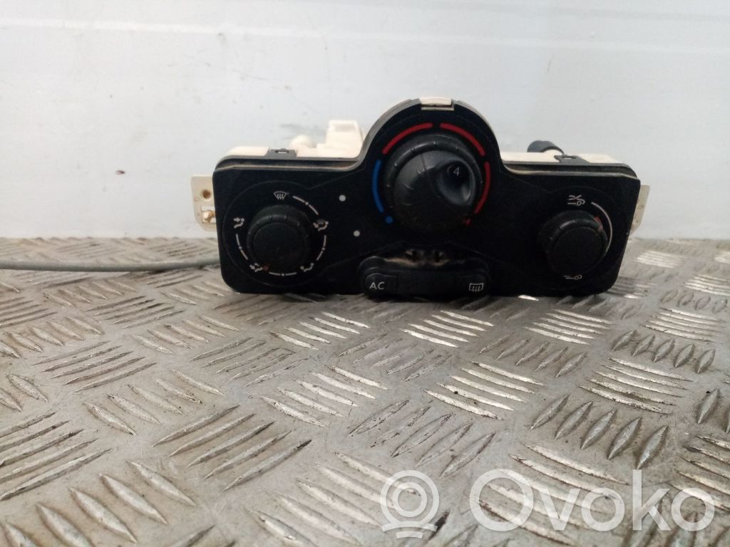 Renault Modus Air conditioner control unit module 