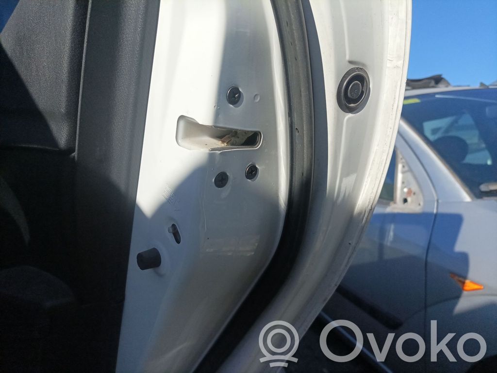 Mazda 6 Cerradura de puerta trasera 