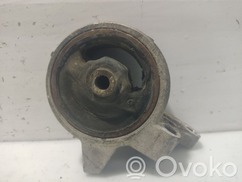 Nissan Almera Engine mount bracket 