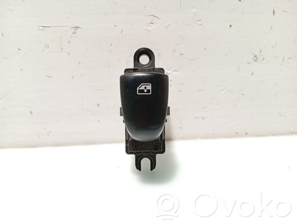 Renault Kadjar Electric window control switch 
