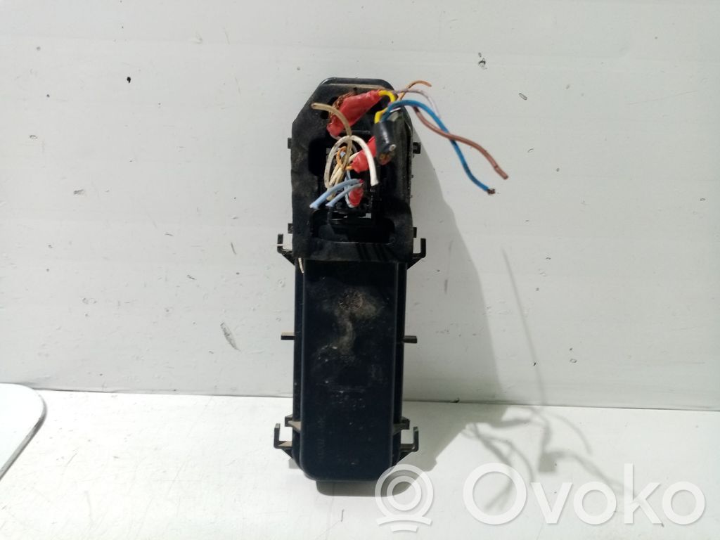 Renault Clio II Glühbirnenhalter Heckleuchte 
