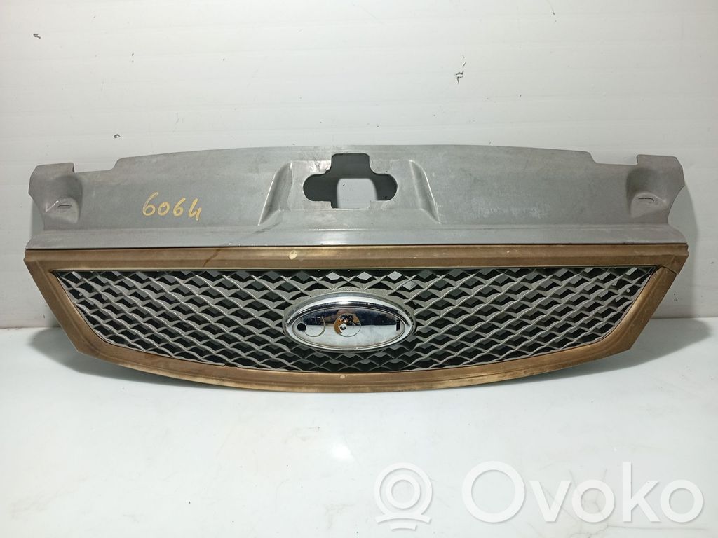 Ford Mondeo Mk III Grill / Wlot powietrza błotnika przedniego 