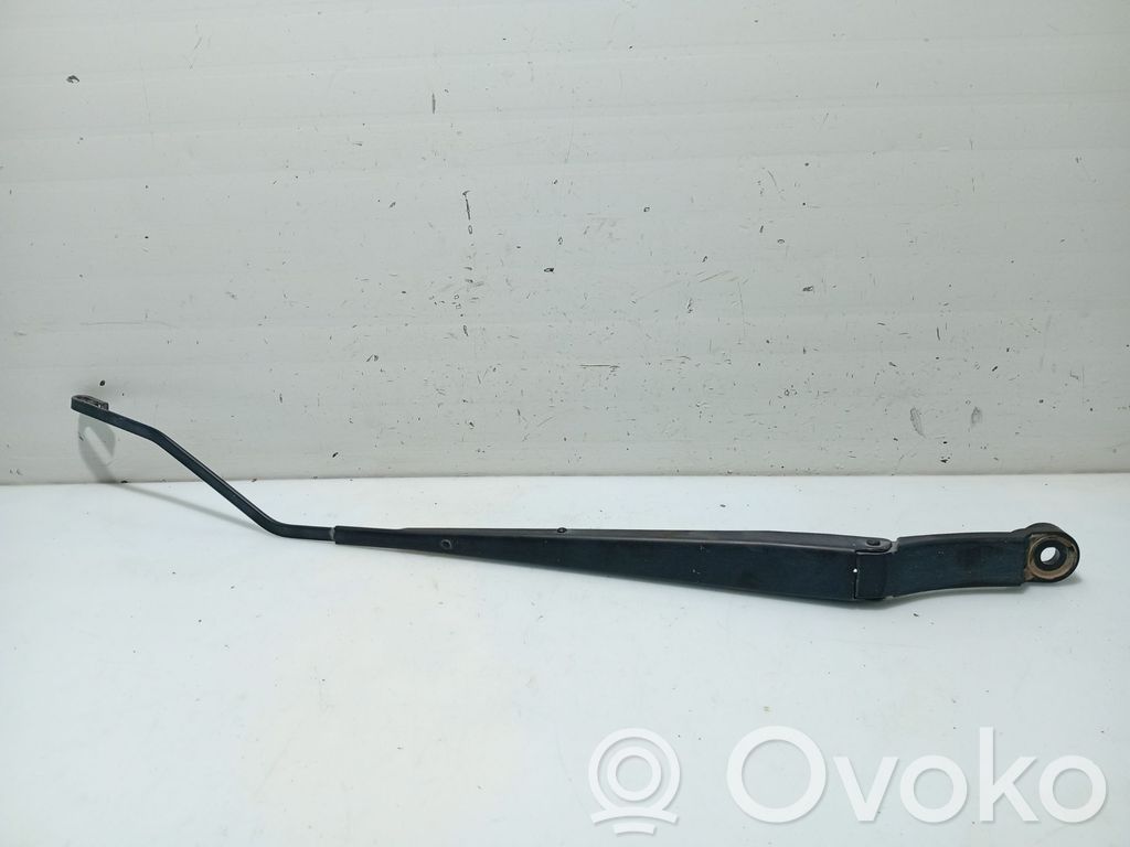 Chevrolet Aveo Brazo del limpiaparabrisas delantero 