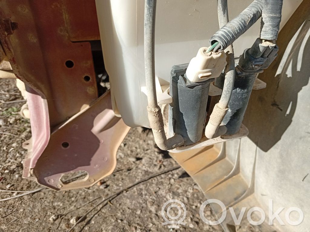 Daewoo Kalos Windscreen/windshield washer pump 