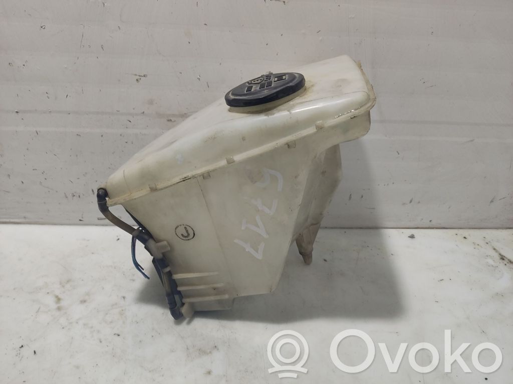 Toyota Corolla E110 Langų skysčio bakelis 