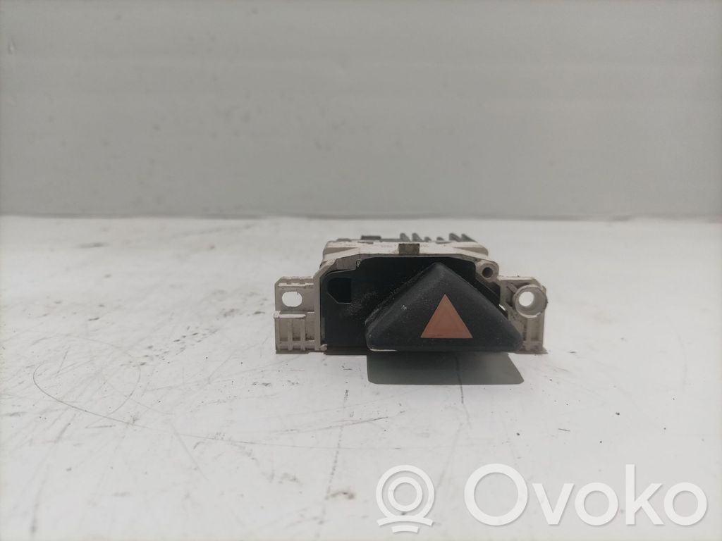 Hazard light switch
