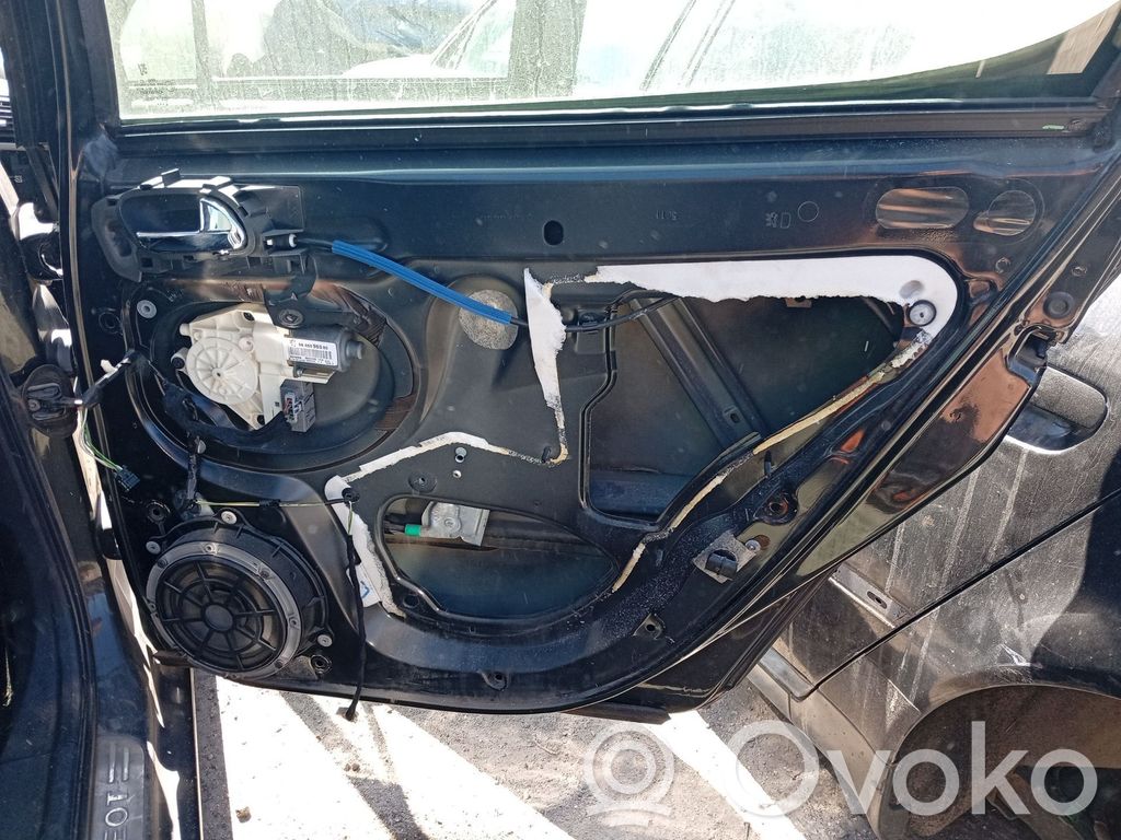 Peugeot 407 Elektryczny podnośnik szyby drzwi tylnych 