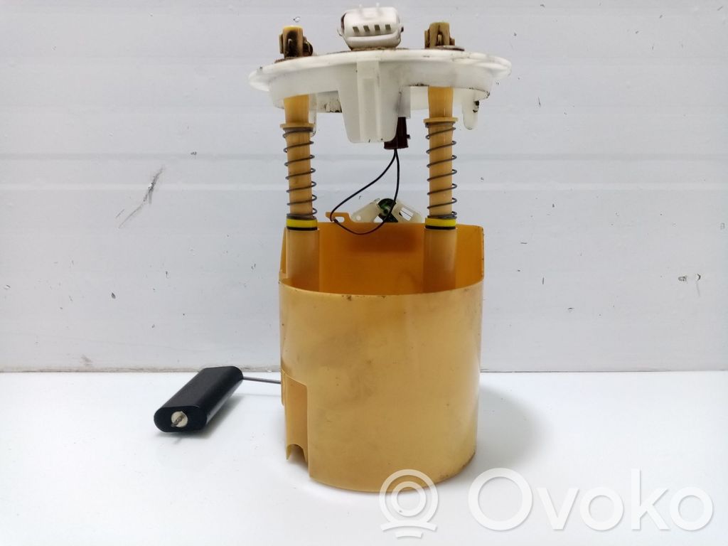 Renault Twingo II Bomba interna de combustible 