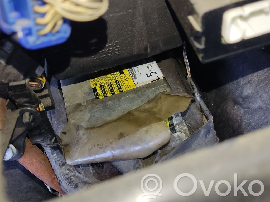 Toyota Corolla Verso E121 Airbag control unit/module 