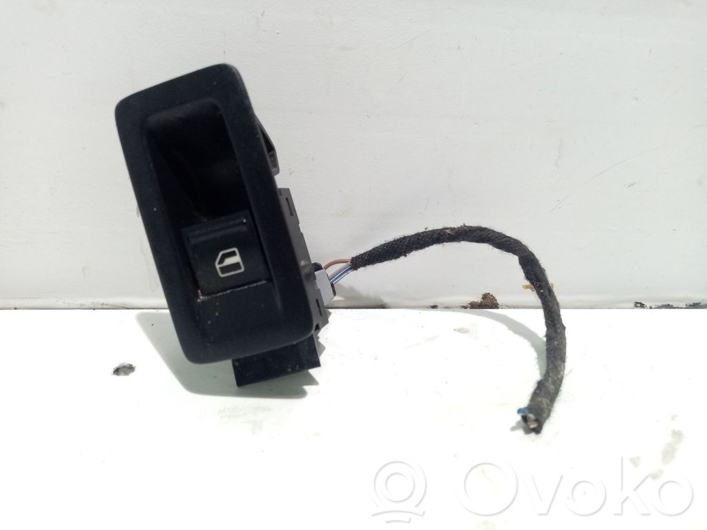 Volkswagen Touran I Comutator comandă geamuri electrice 