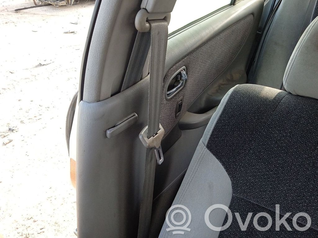Cinturón delantero   GE5A57L30C