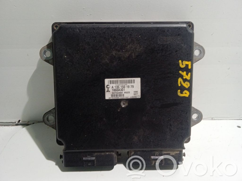 Unidad de control/módulo del motor   A1351501979