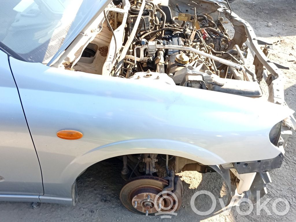 Nissan Almera N16 Parafango