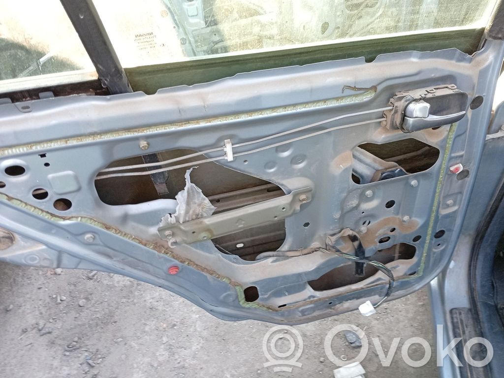 Nissan Almera N16 Macara geam spate fără motor