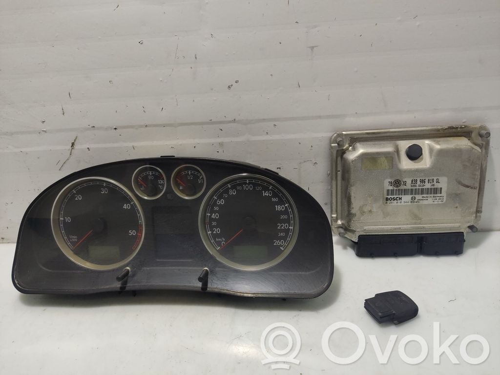 Volkswagen Passat Alltrack Unitate/modul de control motor 