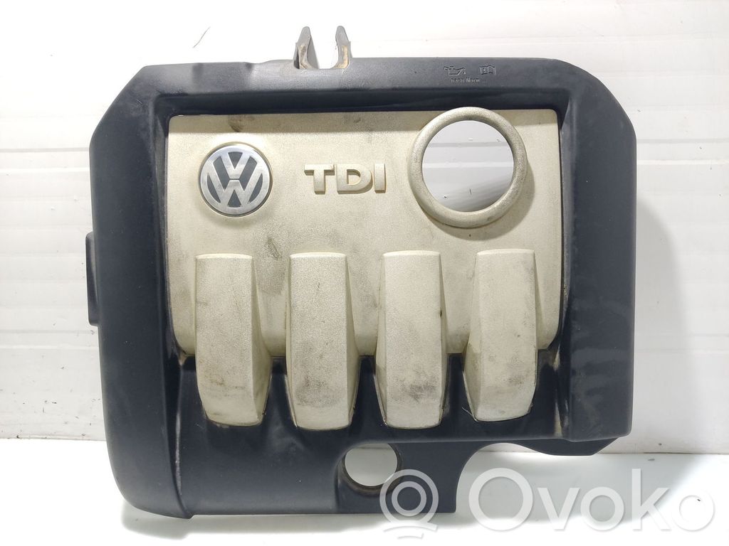 Volkswagen Passat Alltrack Couvercle cache moteur 