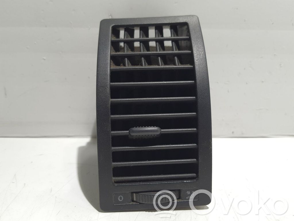 Volkswagen Polo Luftausströmer Lüftungsdüse Luftdüse Mitte