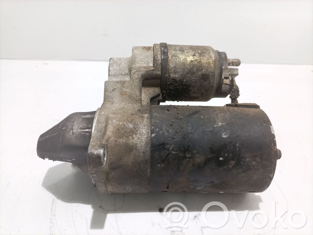 Opel Corsa C Soporte de montaje del parachoques trasero 