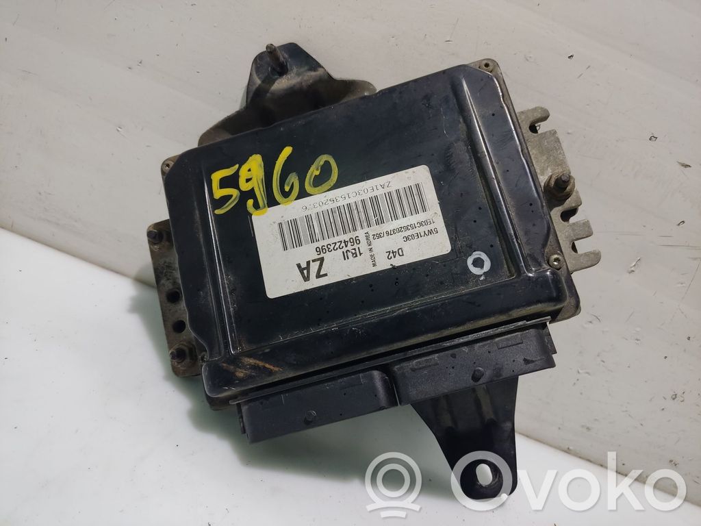 Chevrolet Lacetti Engine control unit/module 