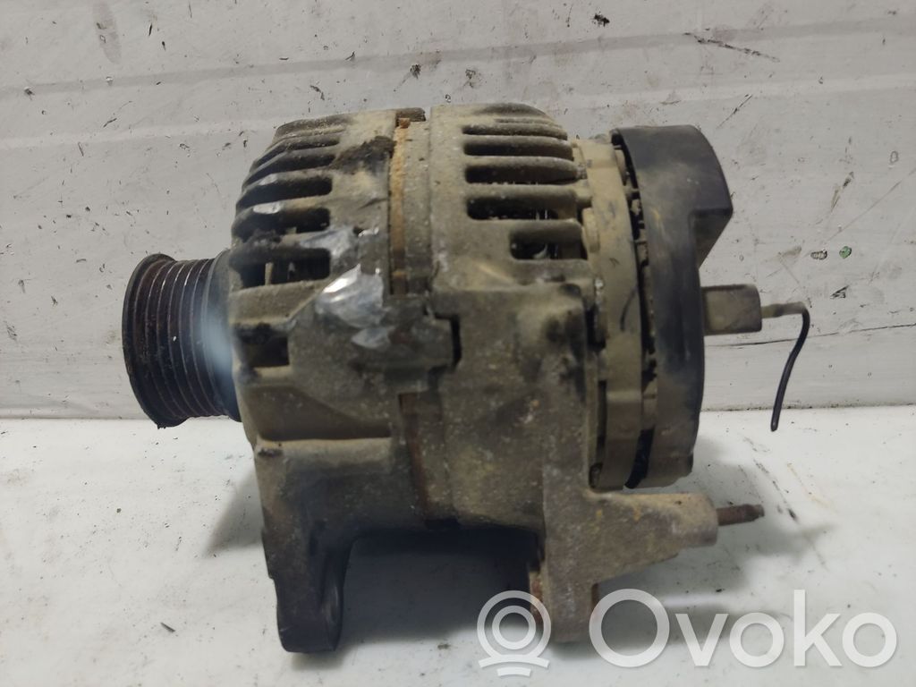 Nissan Atleon Alternador 