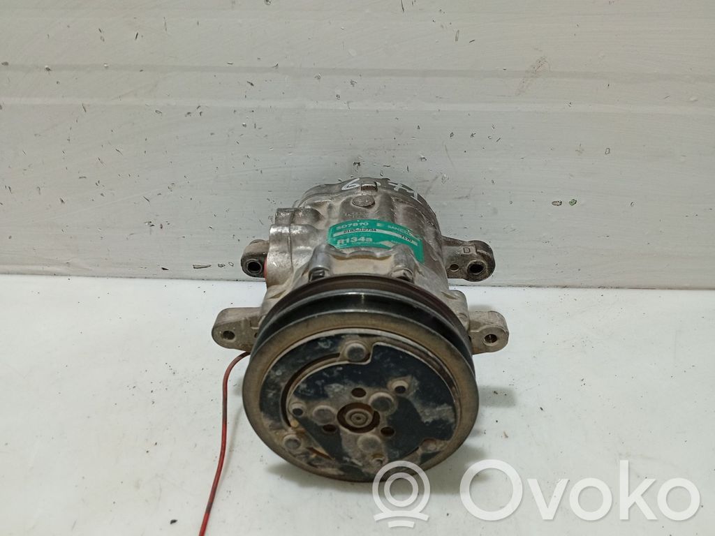 Opel Corsa B Klimakompressor Pumpe 