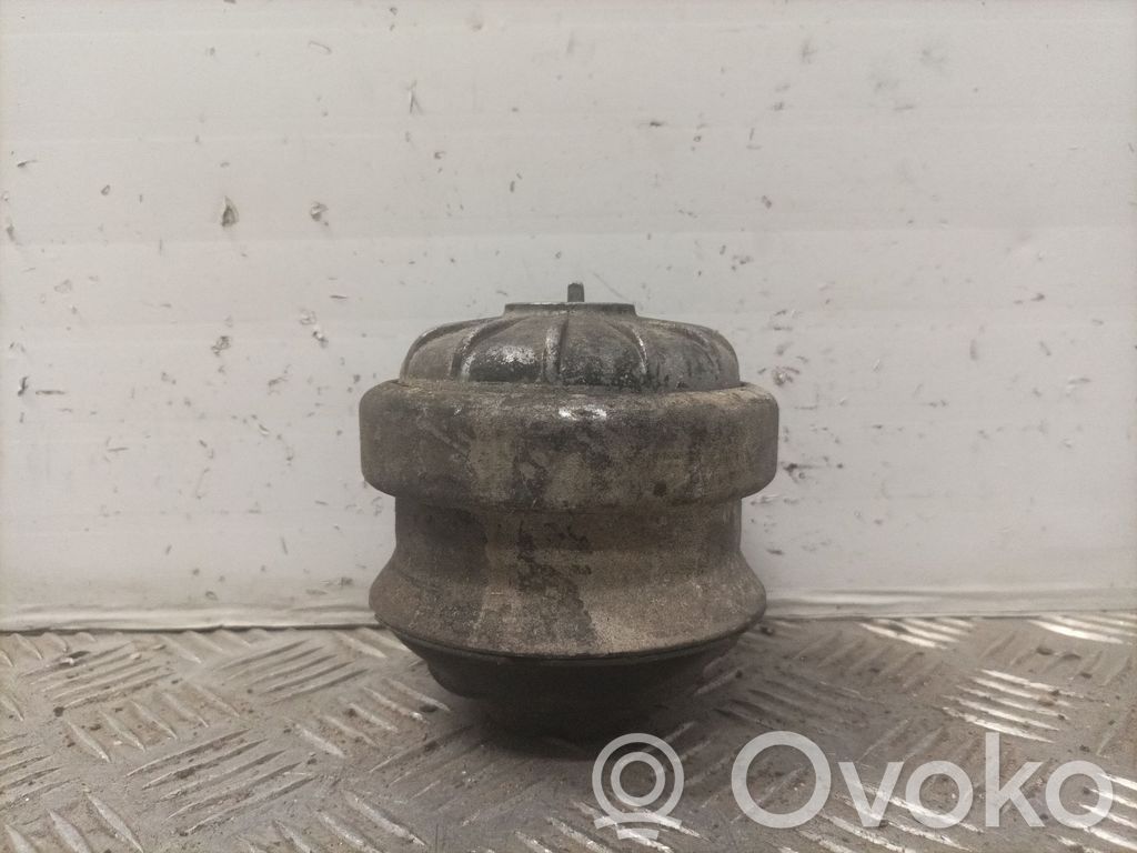 Engine mount bracket   381201,0140249042