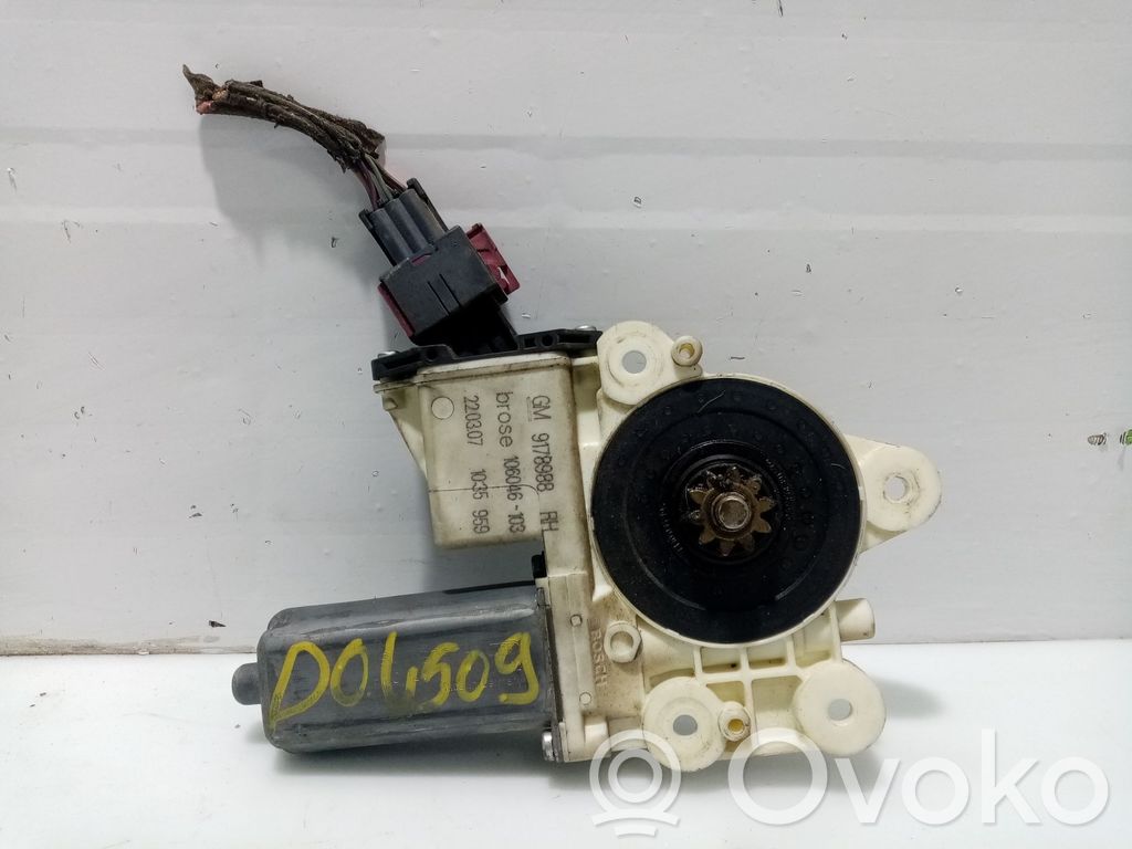 Opel Vectra C Silnik regulatora szyby drzwi przednich 