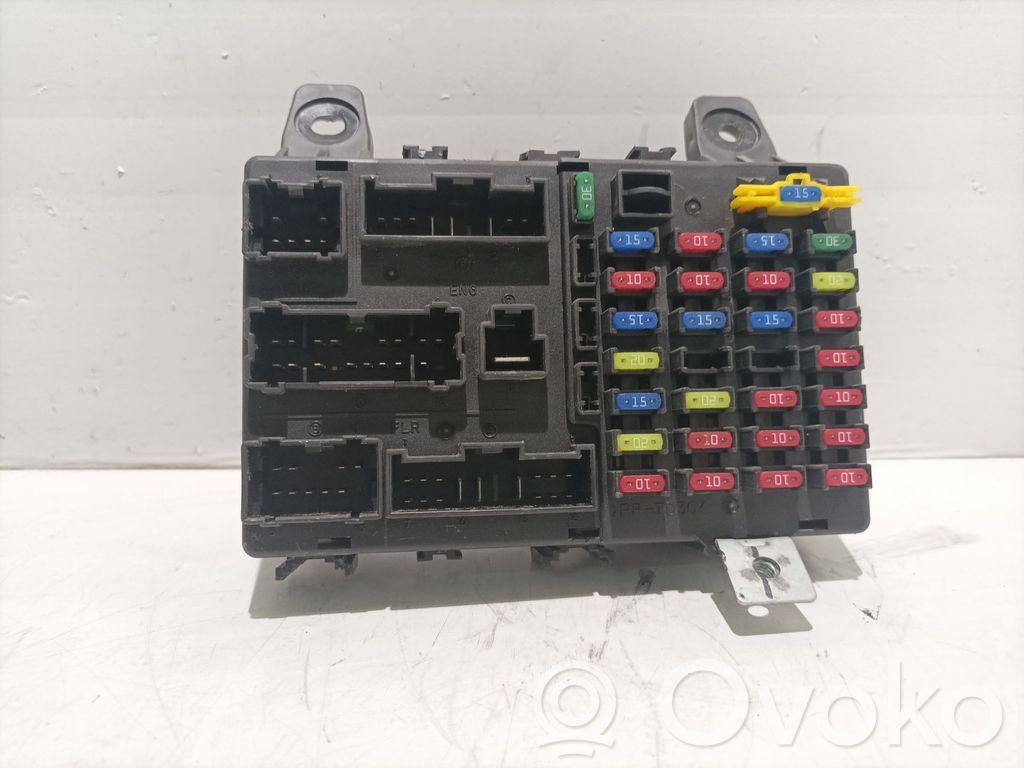 Hyundai Getz Katvealueen valvonnan ohjainlaite (BSM) 