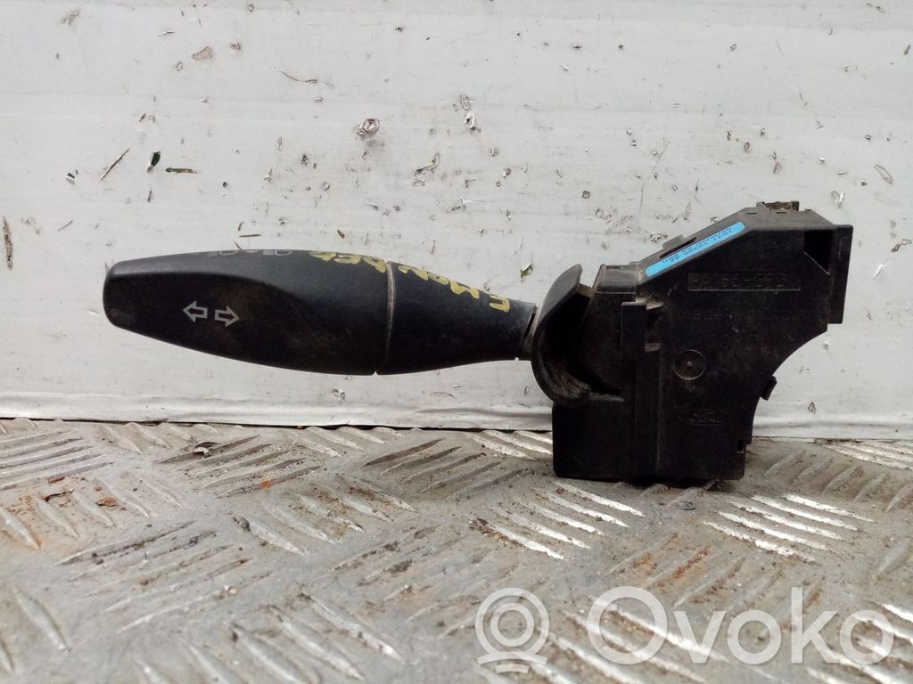 Leva indicatori   1S7T13335AE