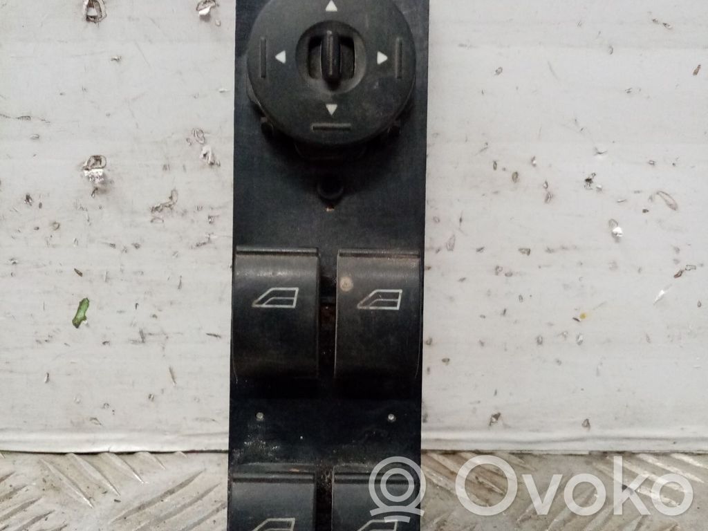 Electric window control switch   3M5T14A132AG