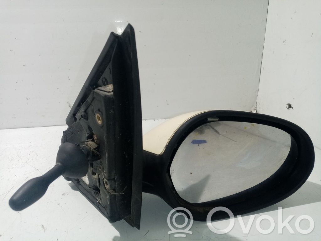 Lancia Ypsilon Etuoven sähköinen sivupeili