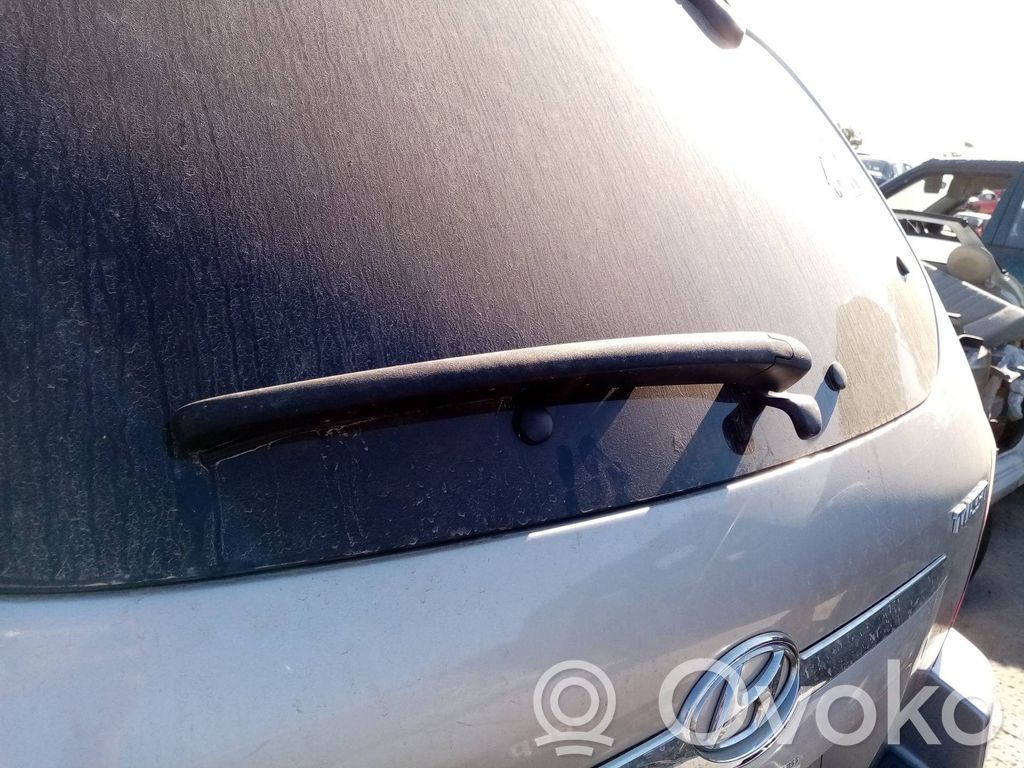 Hyundai Tucson JM Braccio della spazzola tergicristallo posteriore 