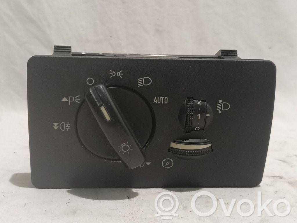Ford Mondeo Mk III Panel lighting control switch 