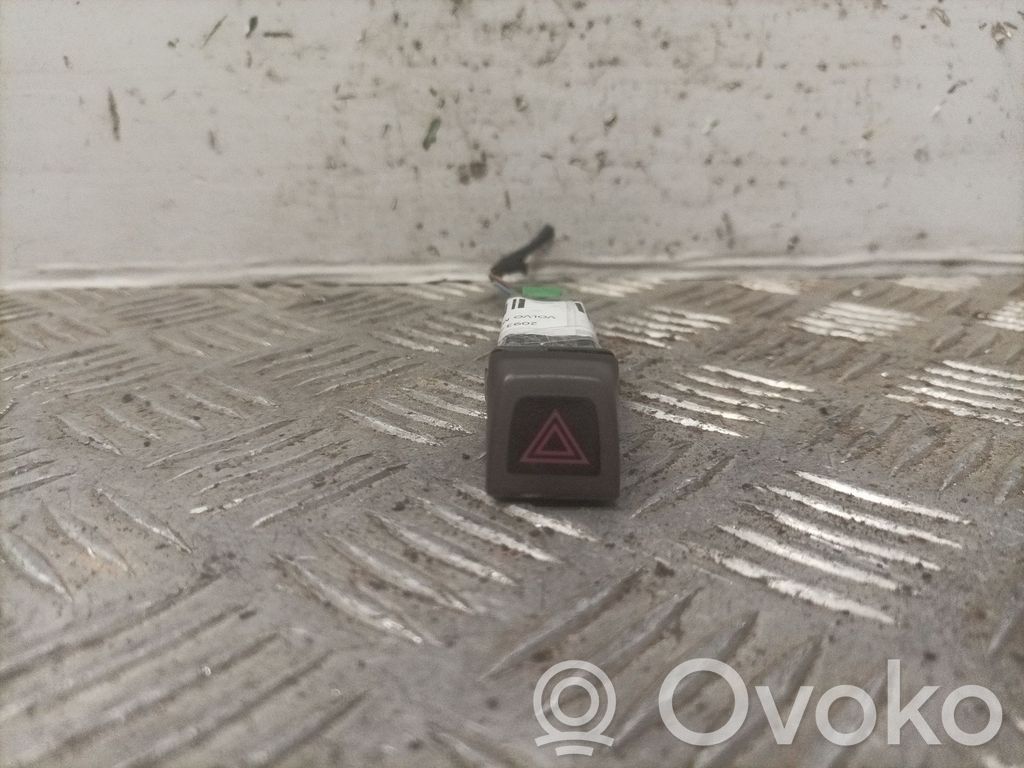 Comutator lumini pericol   30739296