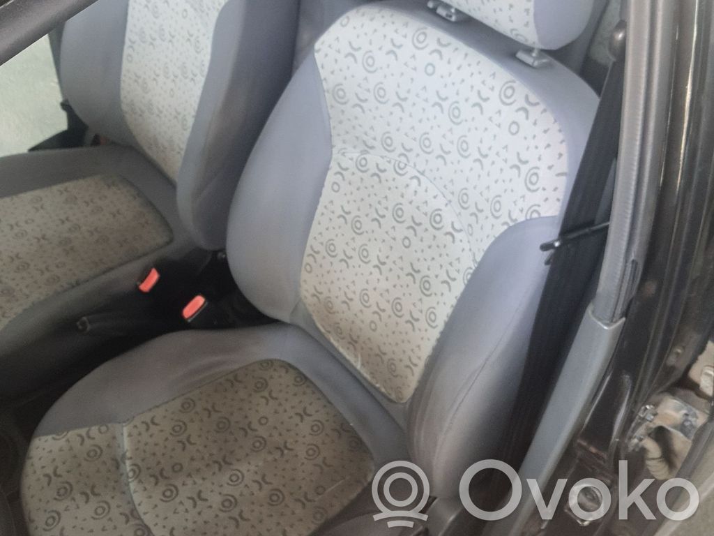 Asiento delantero del conductor