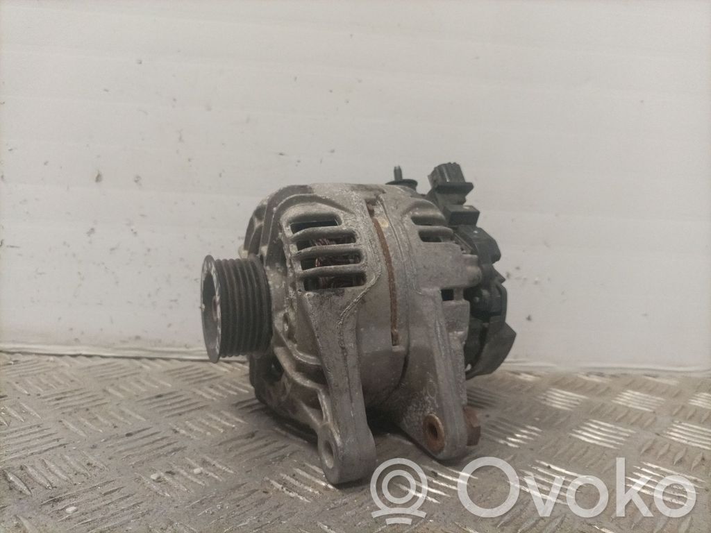 Toyota Avensis T220 Generatore/alternatore 