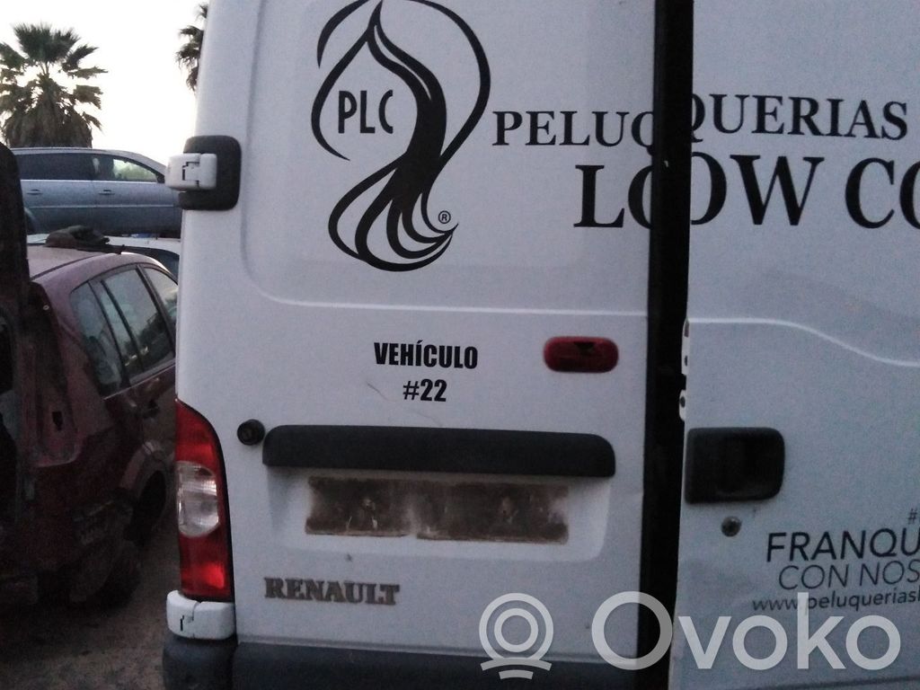 Renault Master I Puerta de carga trasera/atrás 
