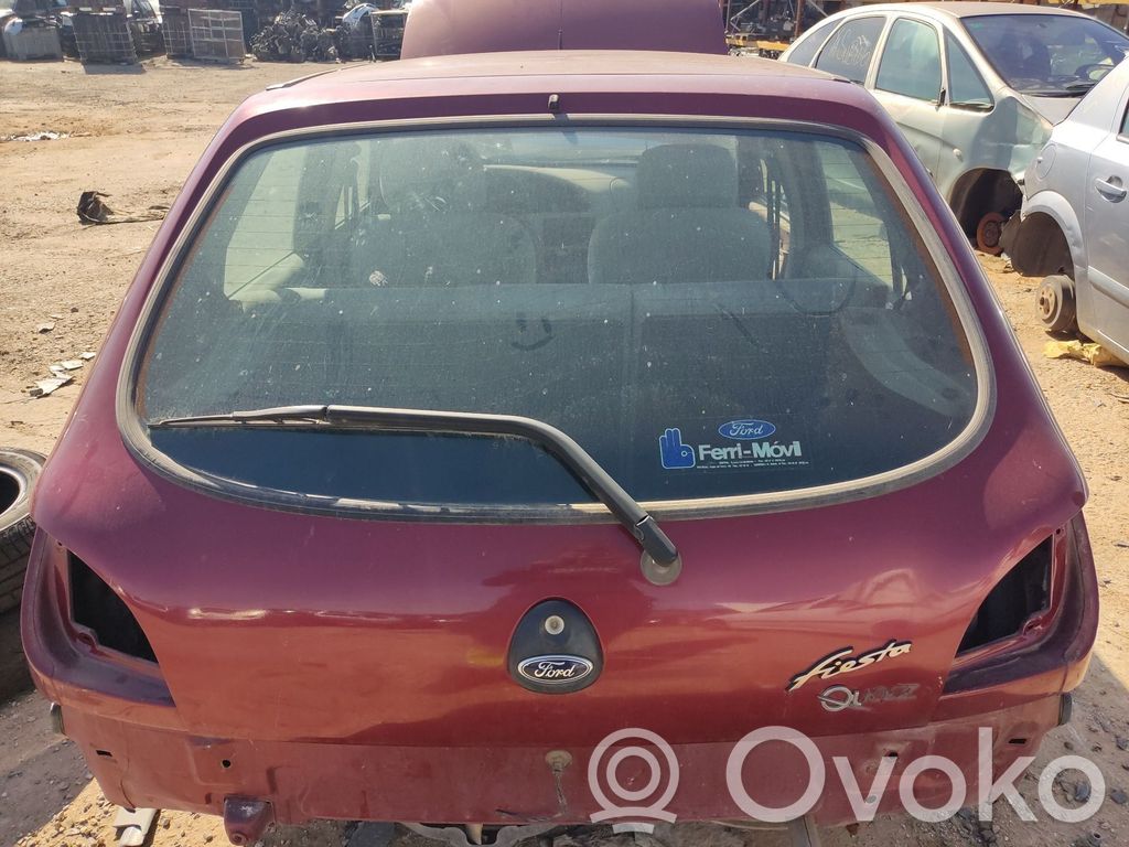 Ford Fiesta Puerta del maletero/compartimento de carga 