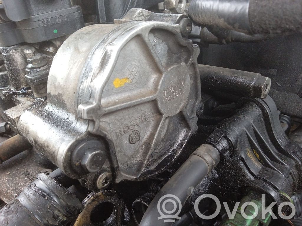 Pompa podciśnienia   Y60118G00C,D15G1A22030
