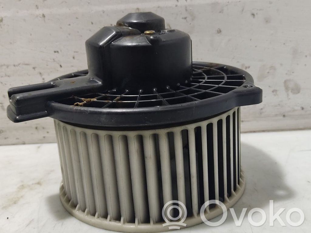 Mazda 2 Mazā radiatora ventilators 
