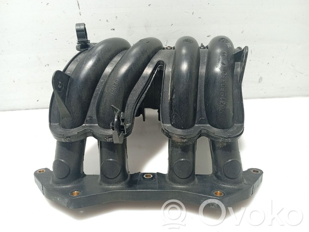 Citroen C3 Kolektorius įsiurbimo 