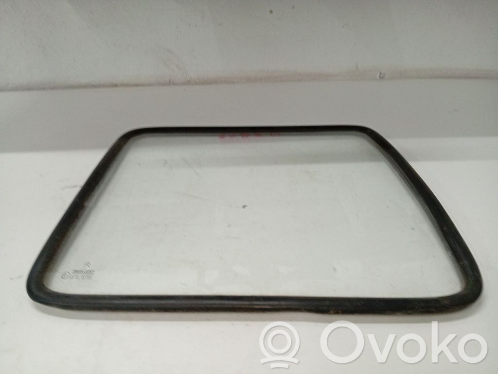 Citroen C15 Luna de la puerta trasera 