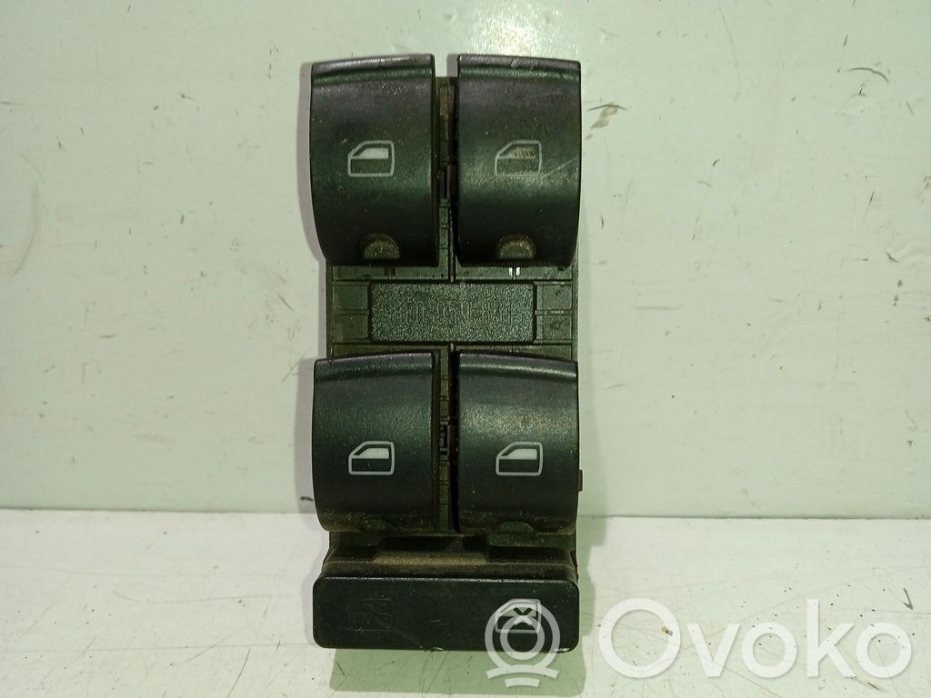 Audi A4 S4 B6 8E 8H Interrupteur commade lève-vitre
