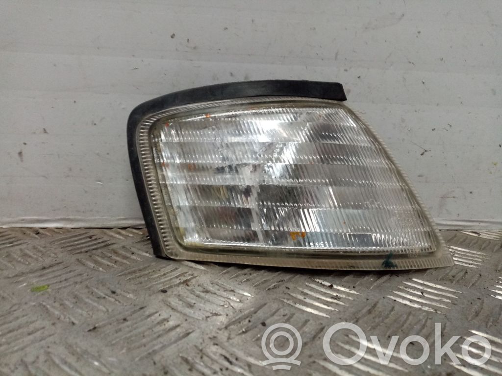 Nissan Primera Frontblinker 